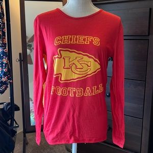 Chiefs open back long sleeve shirt